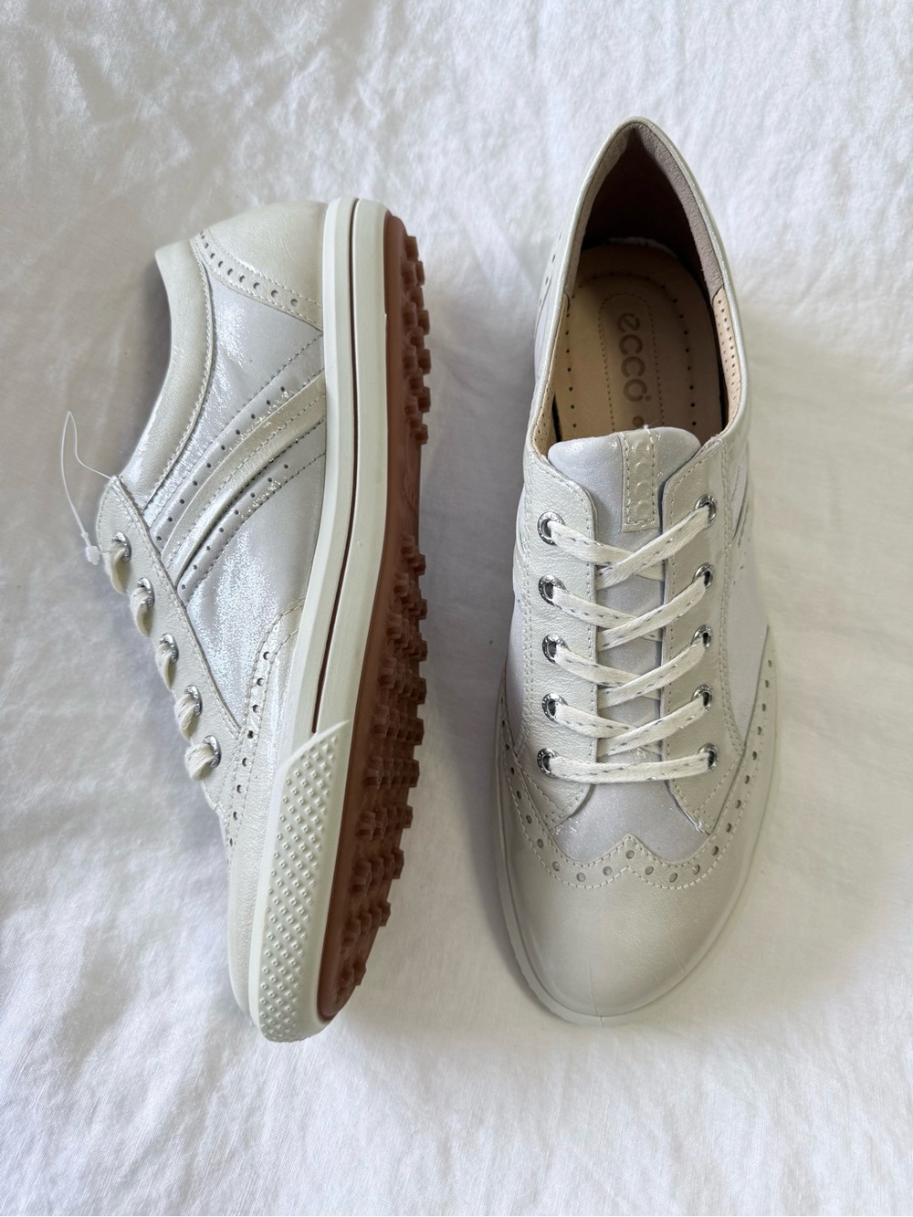 Ecco | Women’s 42 (US 11- 11.5) | Opal Silver Wingtip Spikeless Golf Shoes | EUC